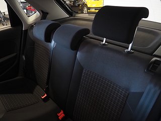 Halvkombi Volkswagen Polo 15 av 18