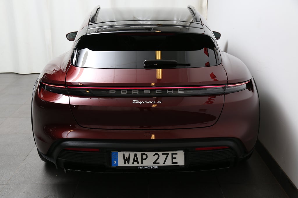 Porsche Taycan 4 Cross Turismo Direct Drive/ic 4