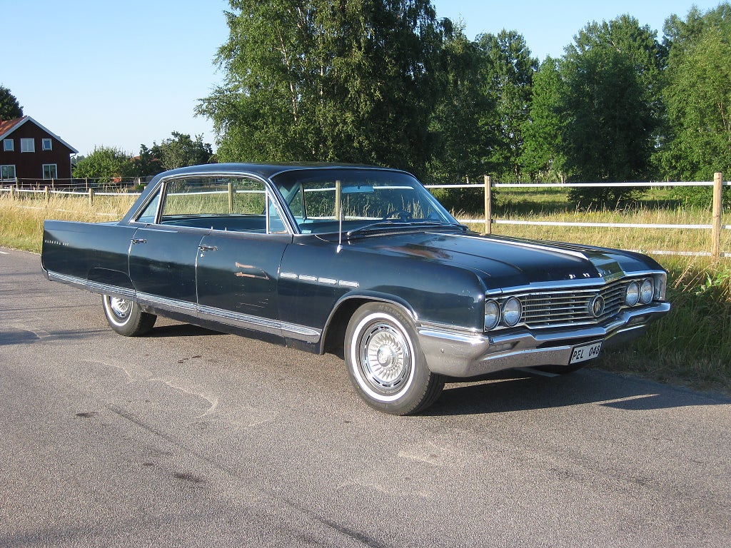 Buick Electra 225 6-window Pillarless Sedan 6.6 V8