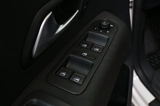 Transportbil - Flak Volkswagen Amarok 12 av 15
