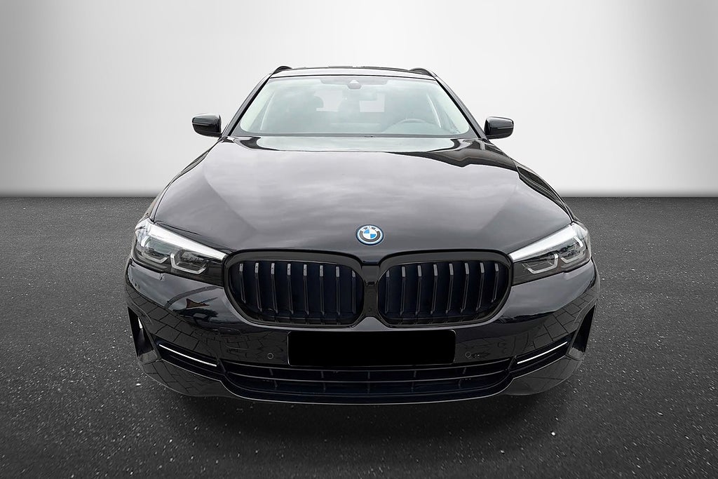 BMW 530e Touring 292hk G31 LCI Kamera Rattvärme Drag 2022, bild 9