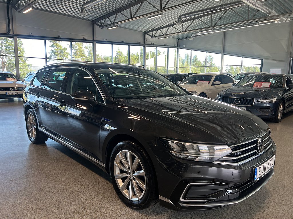 Volkswagen Passat Sportscombi GTE Laddhybrid Kamera DRAG