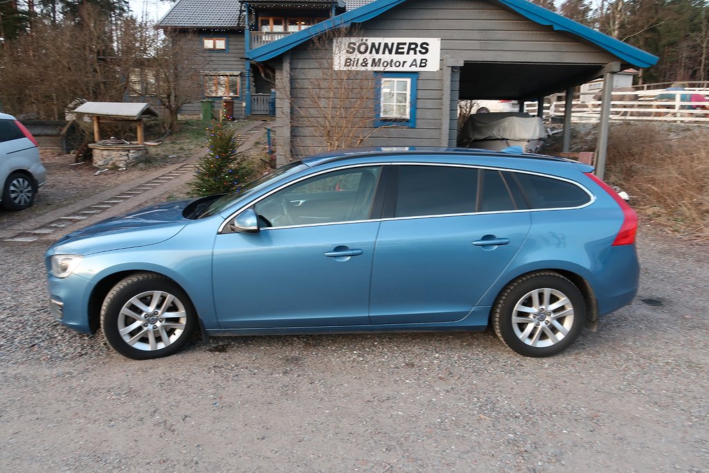 Volvo V60 D4 AWD Geartronic Momentum Euro 5