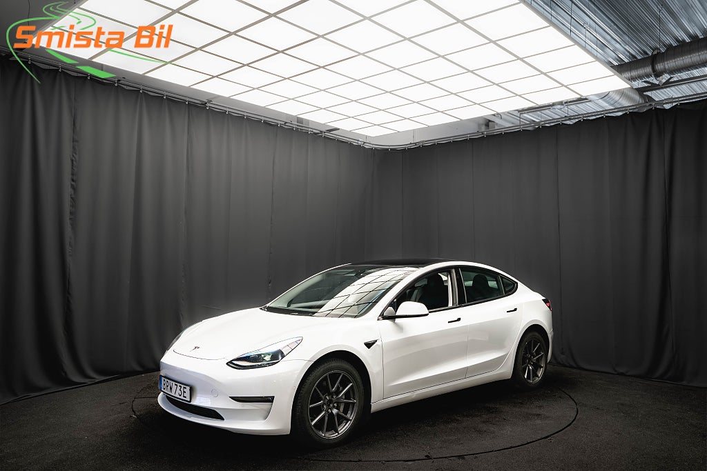 Tesla Model 3 Long Range AWD PANO LÄDER VÄRMEPUMP 92%SoH 1-ÄGARE MOMS