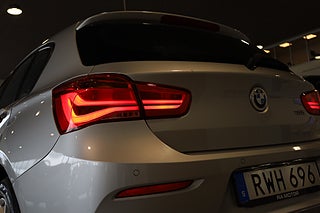 Halvkombi BMW 118I 9 av 25