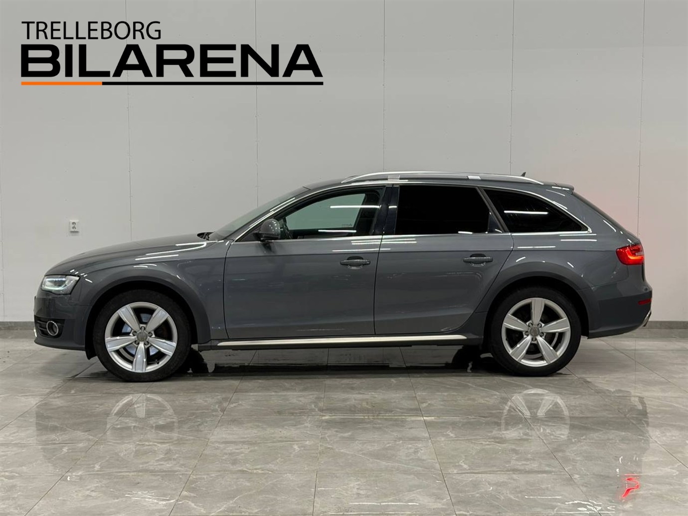 Audi A4 allroad 2013, bild 5/57