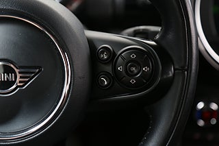 Halvkombi MINI Cooper 16 av 24