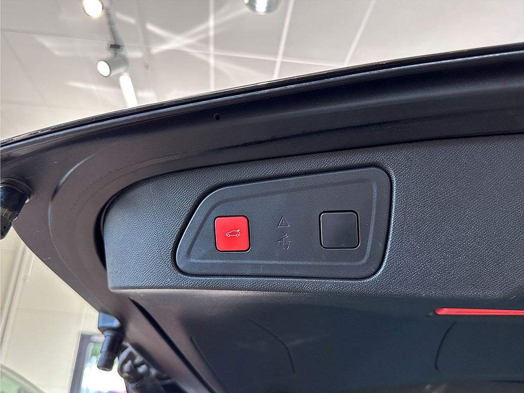 Bild på Citroën C5 Shine Exclusive PHEV 225hk Aut - PANORAMA, DRAG