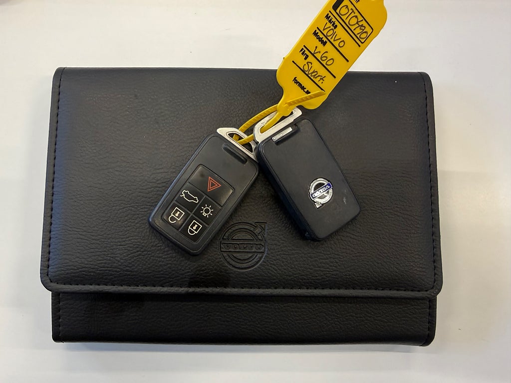 Volvo V60 D4 Geartronic R-Design  - miniatyr 24