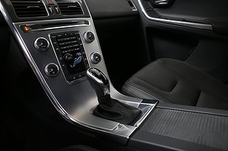 SUV Volvo XC60 8 av 13