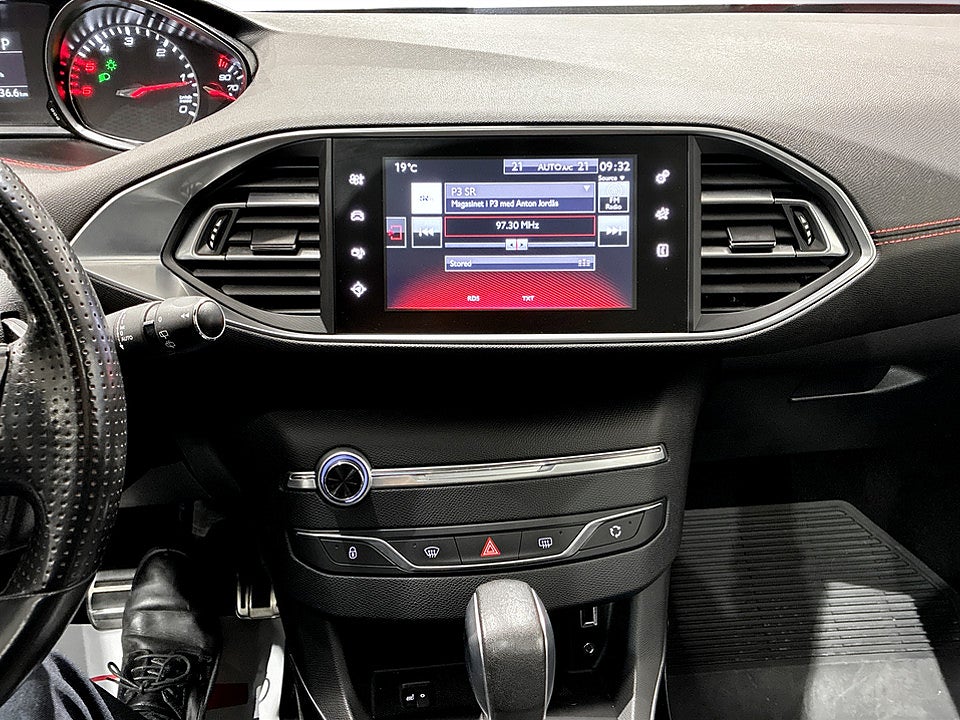 Bild på Peugeot 308 SW GT 2.0 BlueHDi 180hk Aut PANO B-KAMERA DRAG NAVI