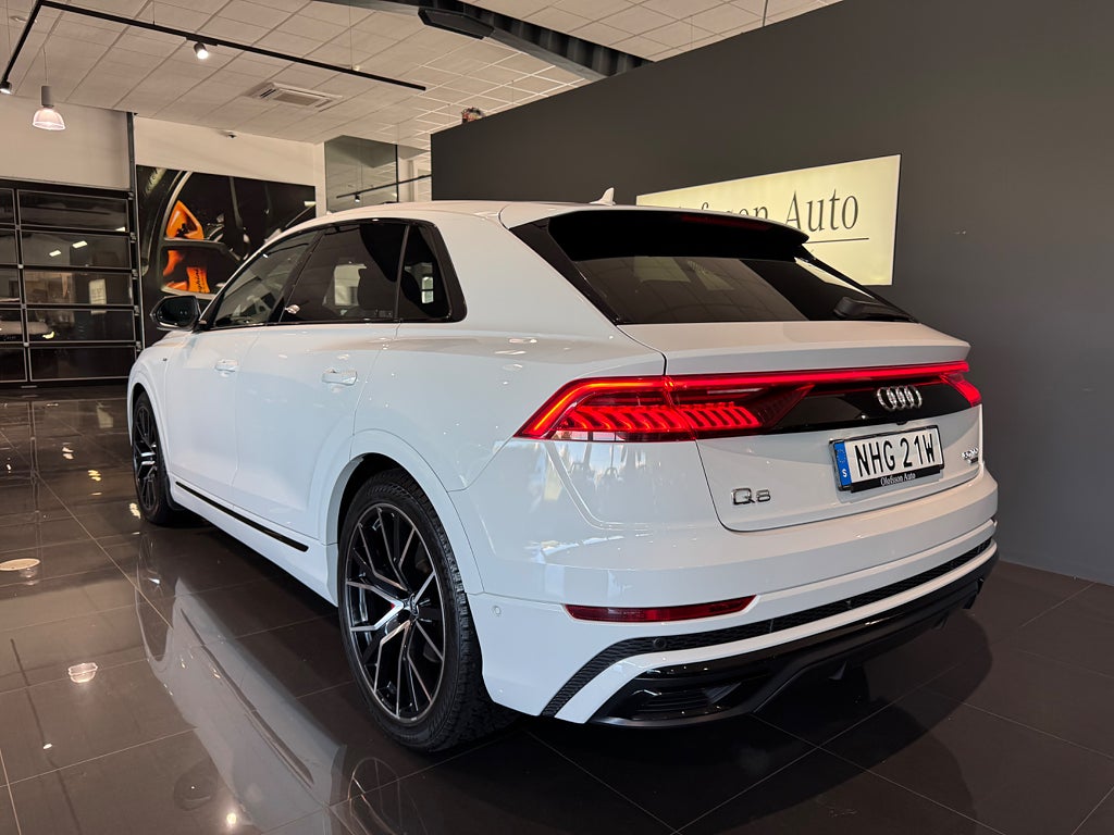 Audi Q8 50 TDI quattro S Line Panorama B&O HUD Värmare Drag - bild 2