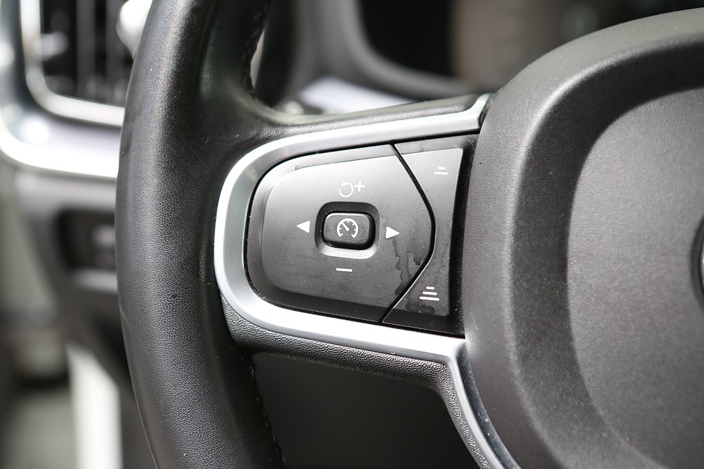 Volvo V60 Recharge T6 AWD Inscription Expression VOC Drag 2022