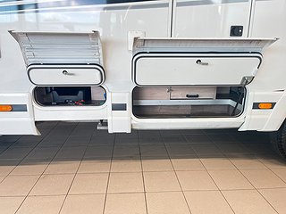 Husbil-integrerad Kabe IMPERIAL 810 LGB 10 av 32