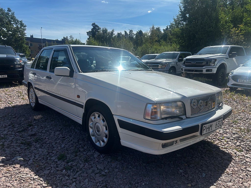 Volvo 850 2.5 20V GLT | ENDAST 10759 Mil | Ny besiktad & Kamrem