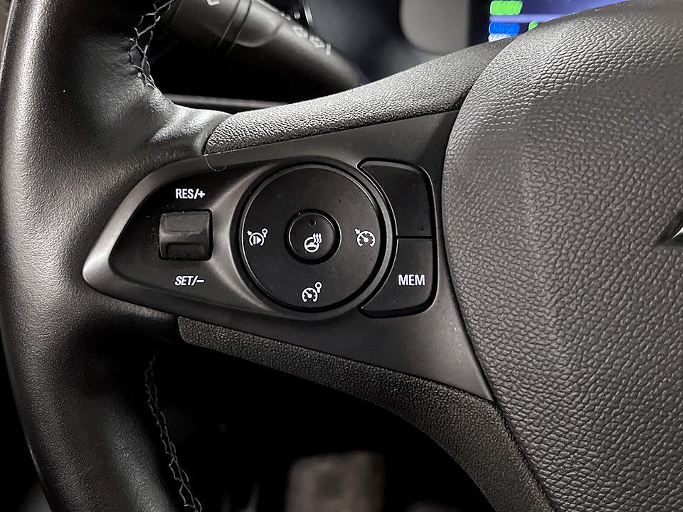 Bild på Opel Corsa-e 50 kWh 136hk Aut Design & Tech B-Kamera Carplay