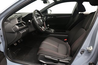 Halvkombi Honda Civic 8 av 17