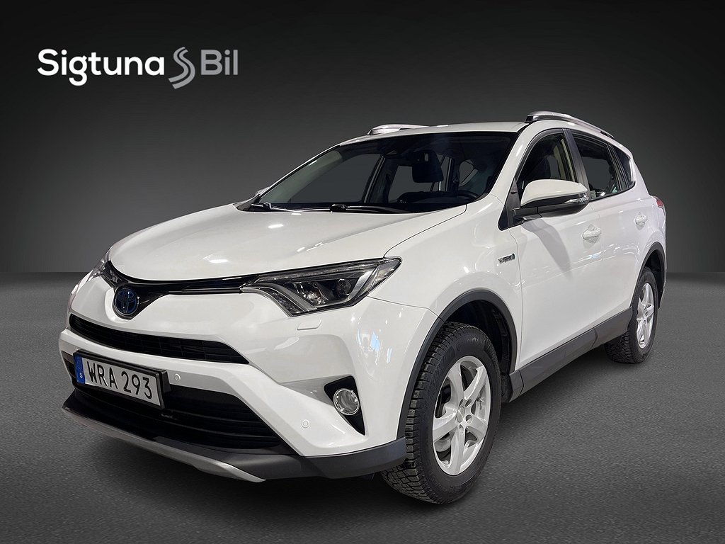 Toyota RAV4 Hybrid E-FOUR 2.5 i-AWD E-CVT Active / B-kamera