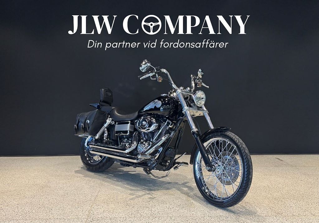 Harley-Davidson FXDWG  | Vance & Hines  | Väskor | Sissybar 