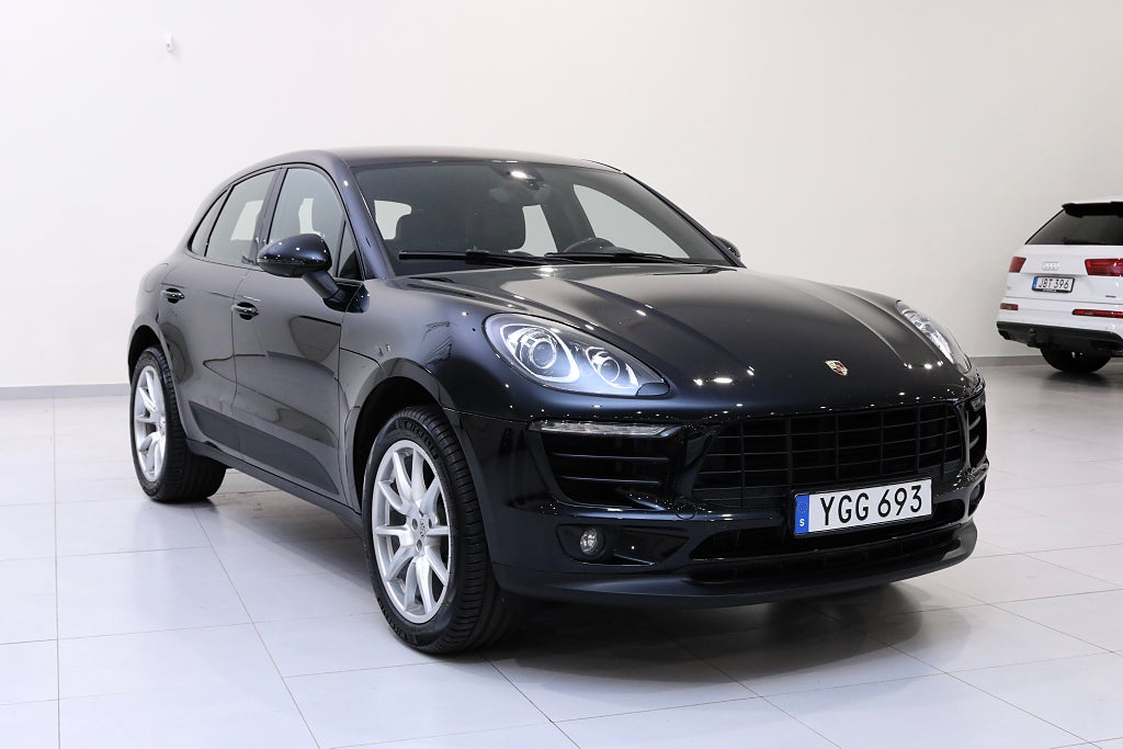 Porsche Macan PDK / Värmare / Drag / Helskinn / PDC 