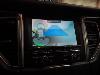 SUV Porsche Macan 18 av 25