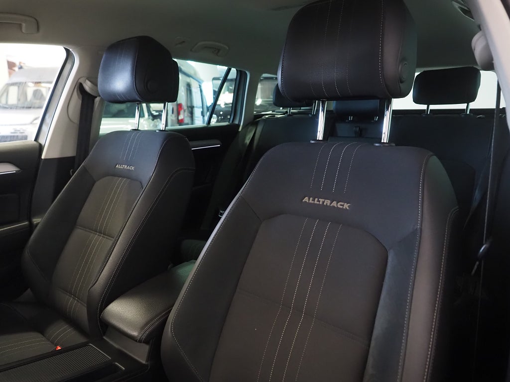 Volkswagen Passat Alltrack 2.0 TDI 4Motion 190hk Alltrack Drag Kamera D-Vär 2017