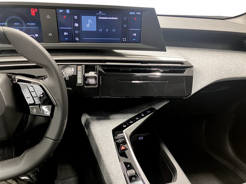 Bild på Peugeot 5008 Allure Hybrid - KAMPANJ! PRIVATLEASA FRÅN 24 MÅN