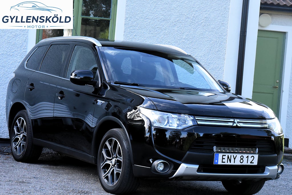 Mitsubishi Outlander PHEV 4WD 203hk Business | Navigation Värmare Backkamera