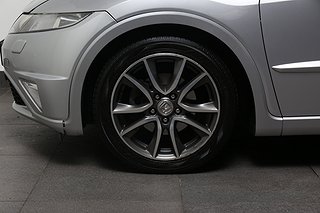 Halvkombi Honda Civic 3 av 20