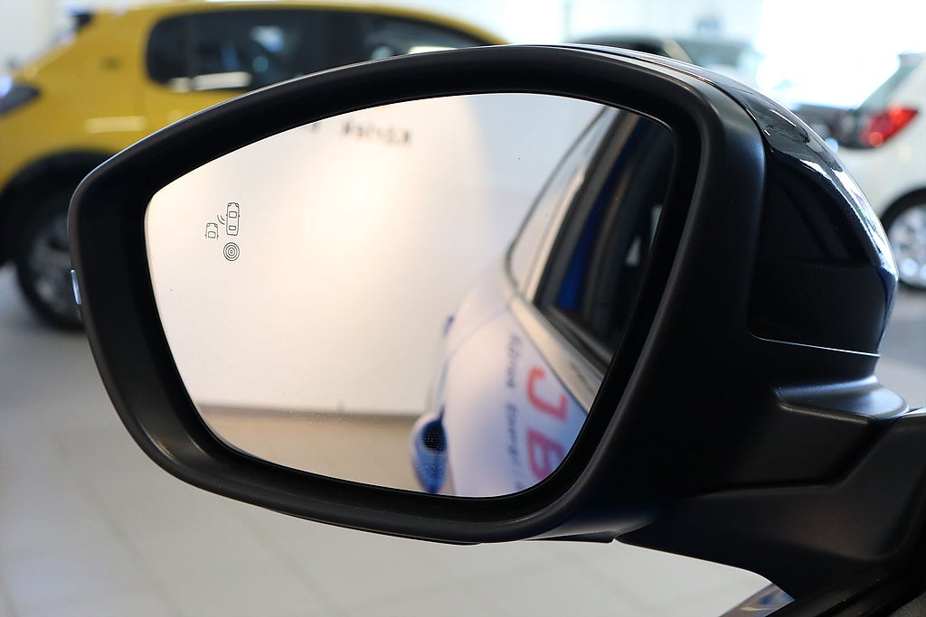 Bild på Peugeot E-2008 GT Pack 50kWh 136hk Aut - B-KAMERA, CARPLAY, NAV