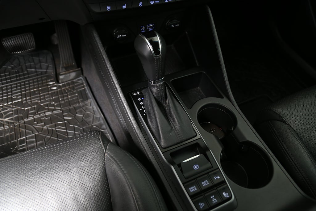 Hyundai Tucson 2,0 CRDi Premium AWD Aut Skinn Pano Dragkrok 2017