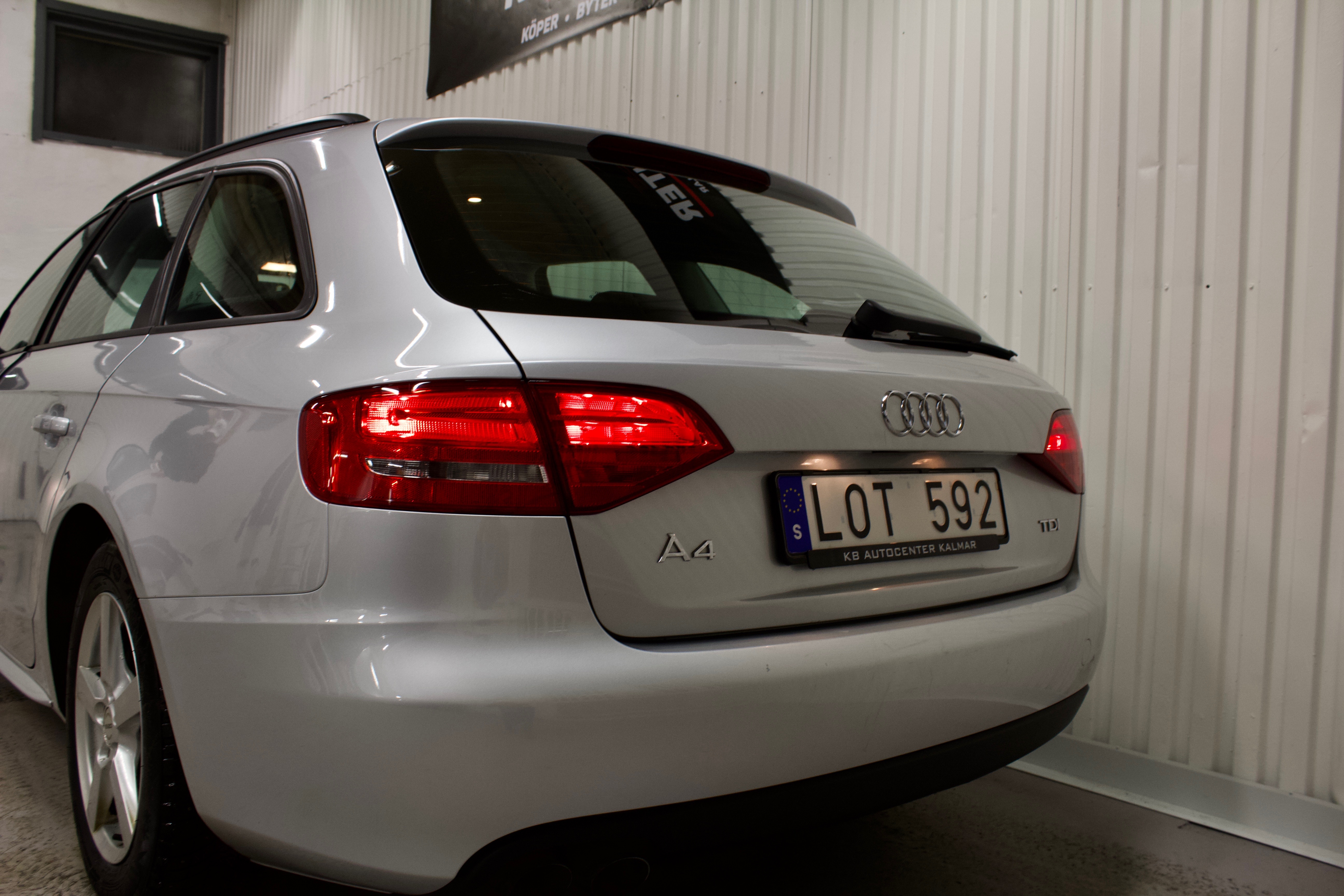 Audi A4 Avant 2.0 TDI 2011, bild 7/53