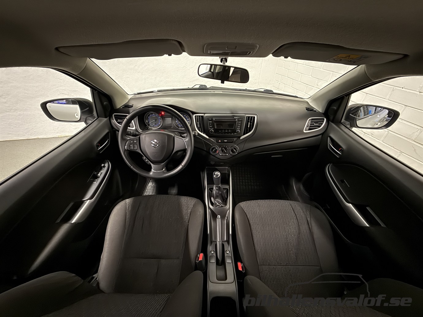 Suzuki Baleno 1.0 Boosterjet Select 2017, photo 4/10