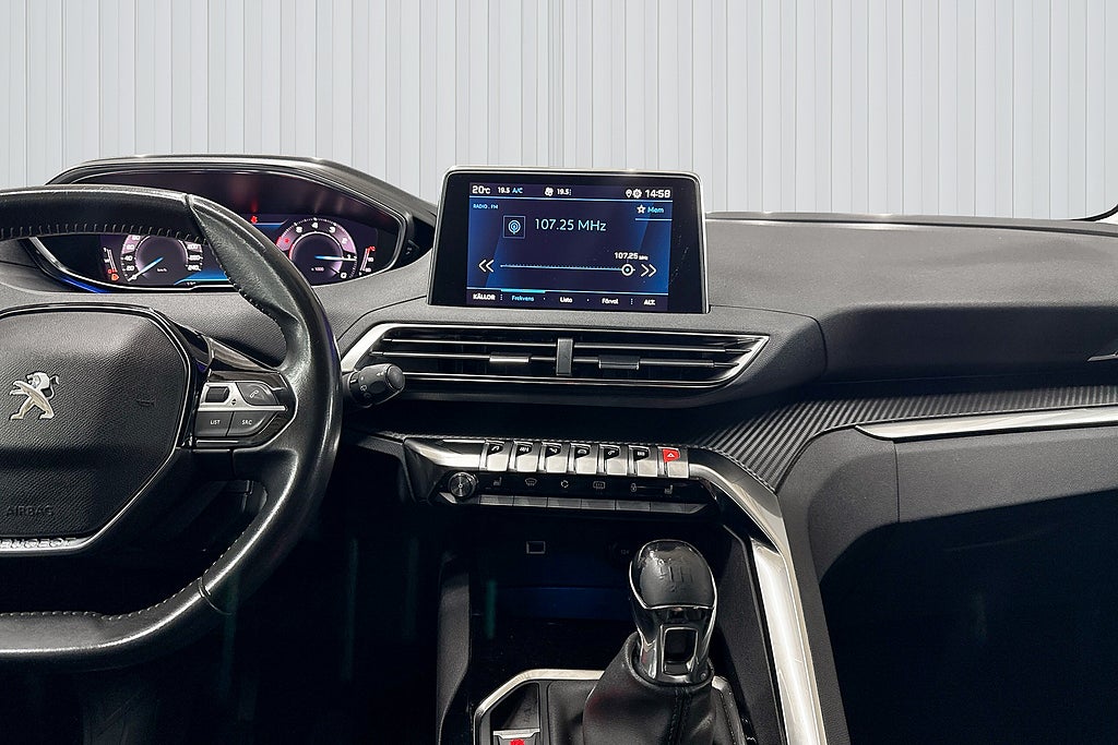 Peugeot 3008 2022