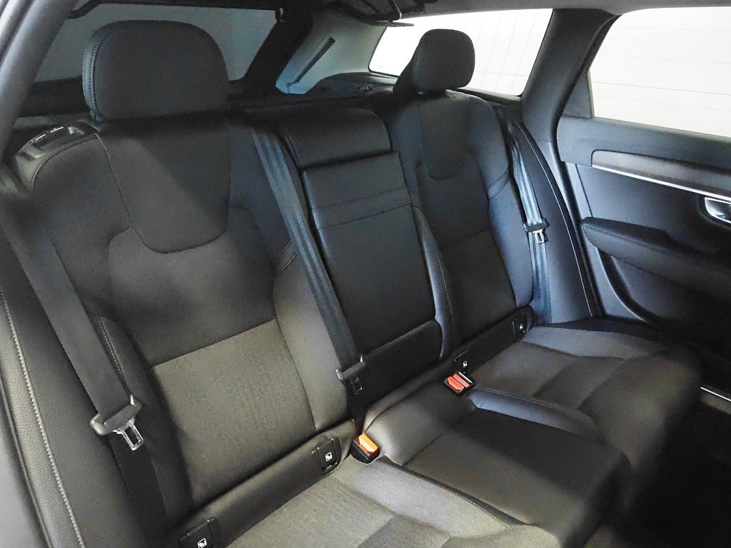 Volvo V90 Cross Country D4 AWD Geartronic Advanced SE II 190hk | Drag 2020