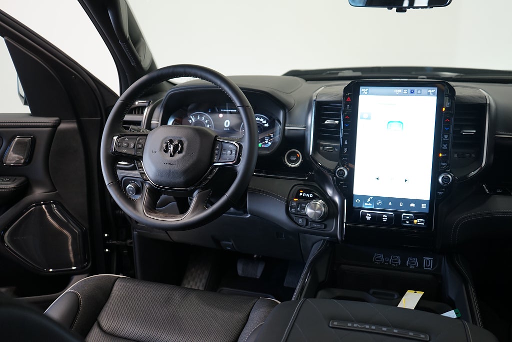 Dodge RAM 1500 Limited Night Rambox Hurricane 548hk 4.99% Ränta