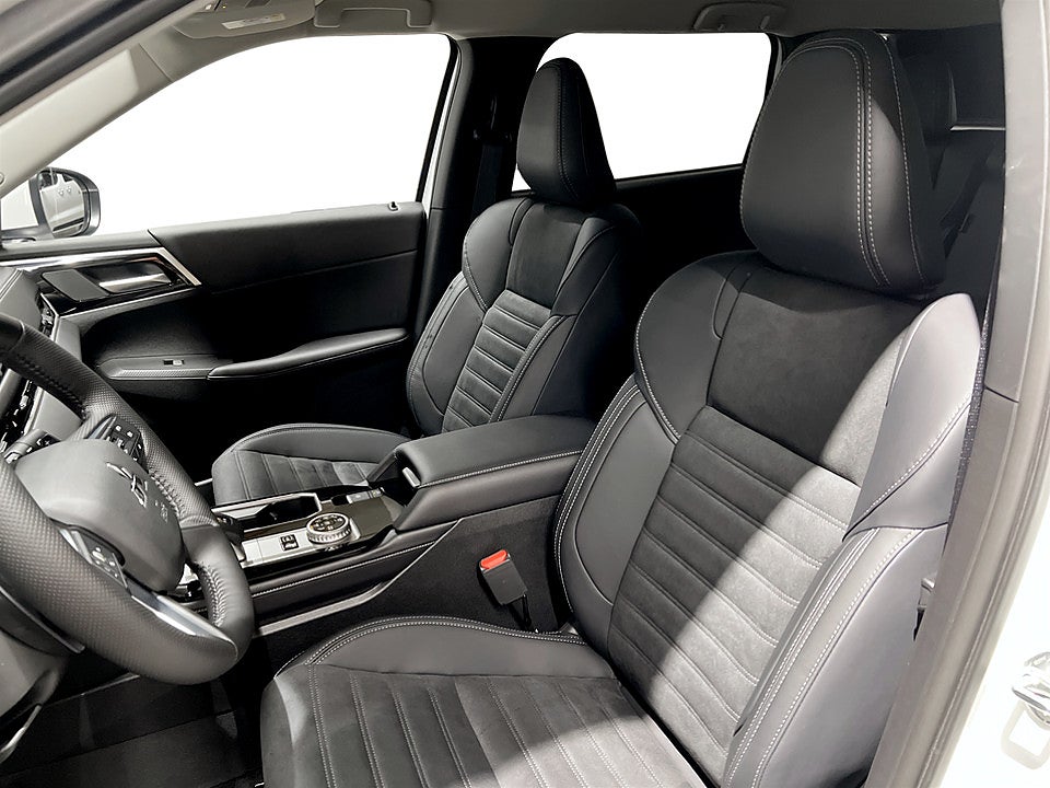 Bild på Mitsubishi Outlander Invite PHEV 4WD