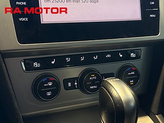 Kombi Volkswagen Passat 22 av 27