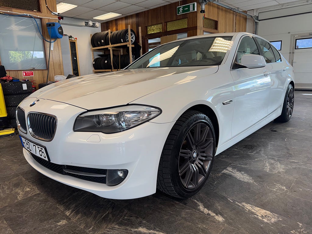 BMW 523I Sedan Steptronic Euro 5 nybesk