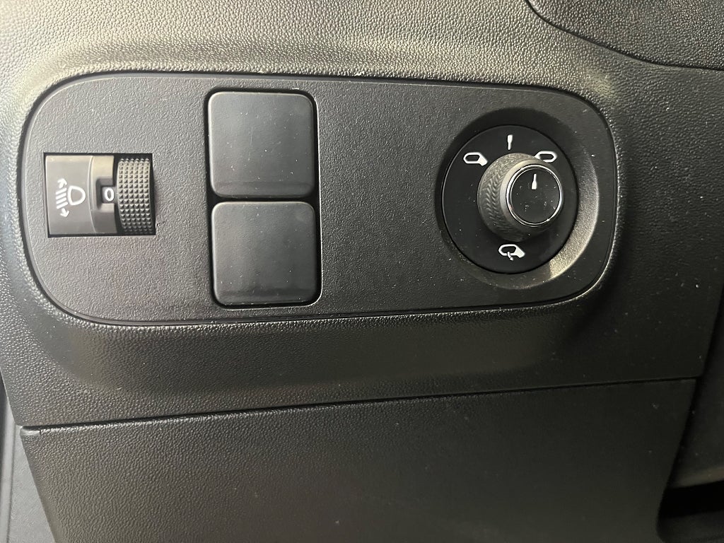Citroën C3 Feel PureTech 82 Navigation P-sensorer El infällb.speg thumbnail