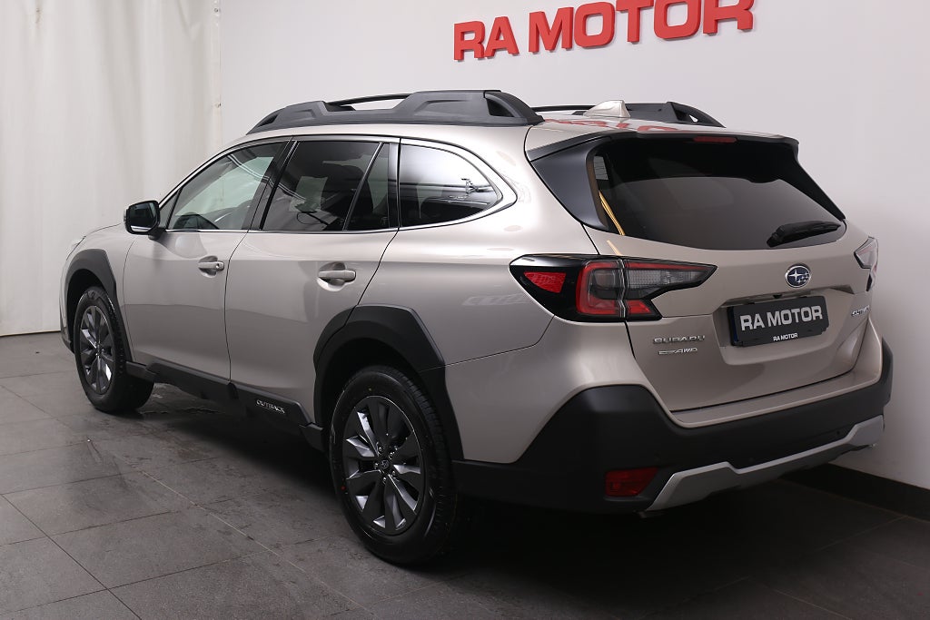 Subaru Outback Limited| 3 fria Service.