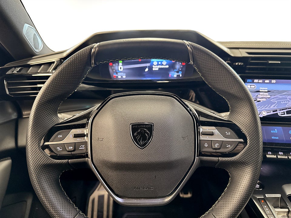 Bild på Peugeot 408 GT 1.2 PT 130hk Aut B-KAMERA CARPLAY ELSTOL