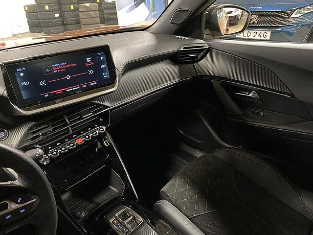 Bild på Peugeot 2008 GT 1.2 PT 155hk Aut RÄNTEKAMPANJ MED DNB 3,99%