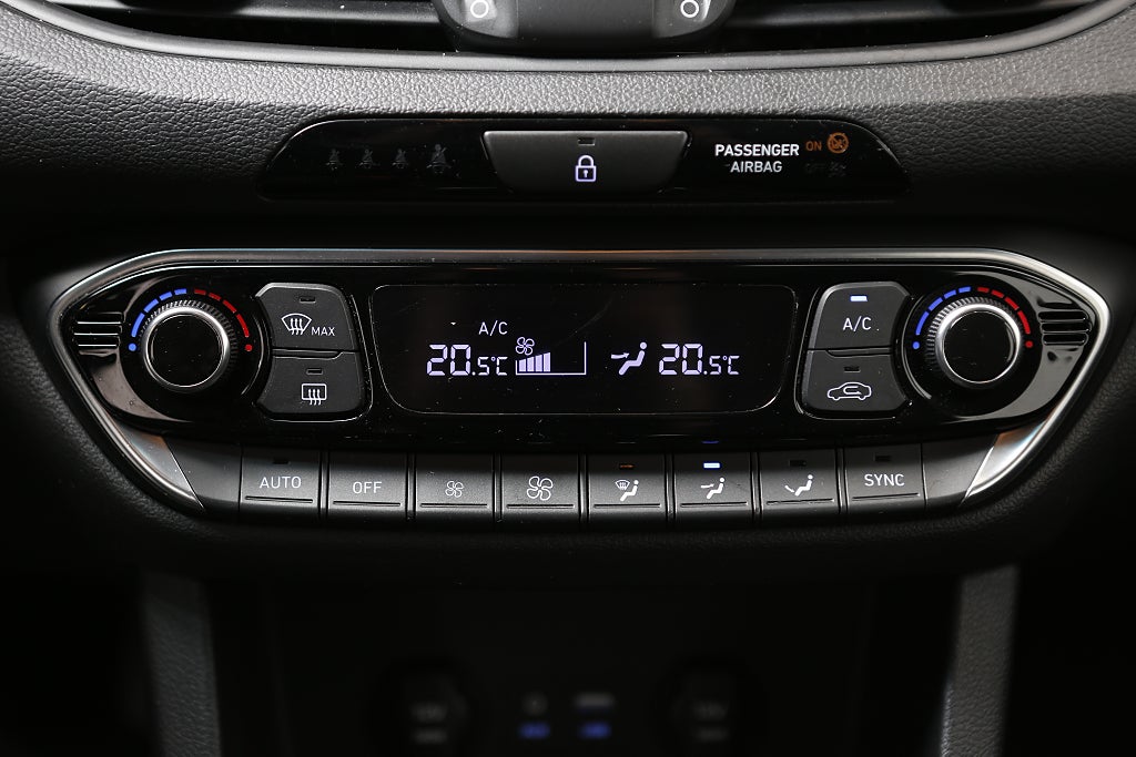 Hyundai i30 1,0 T-GDI blue 120hk Comfort Motorvärmare