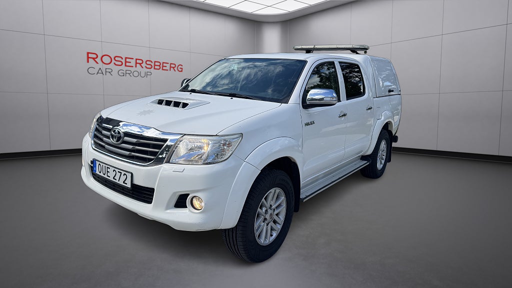 Toyota Hilux *MOMS 3.0 AUT AWD D-HYTT KÅPA SLÄDE VÄRMARE DRAG KAMERA