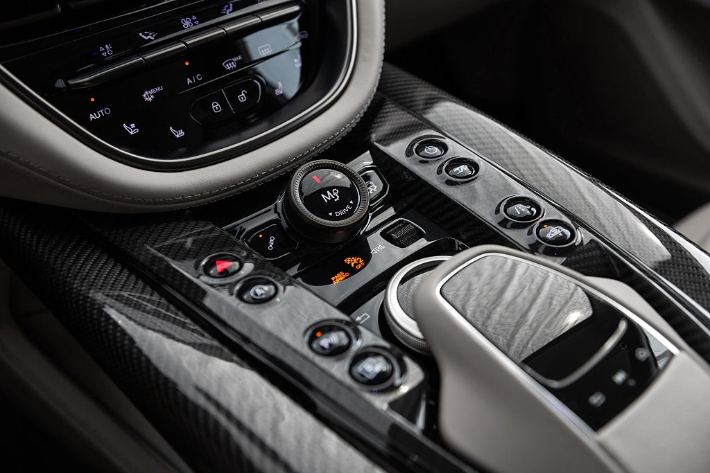 Gallery image 17 of 19