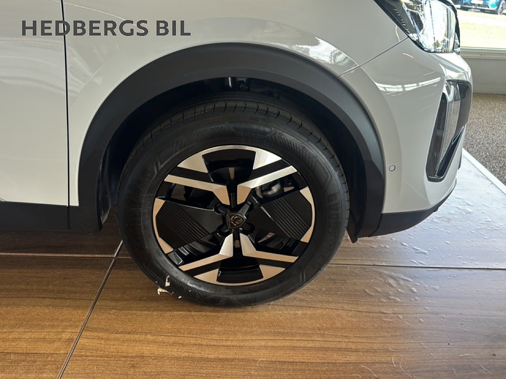 Peugeot 2008 Allure 1.2 PureTech 130HK AUT thumbnail