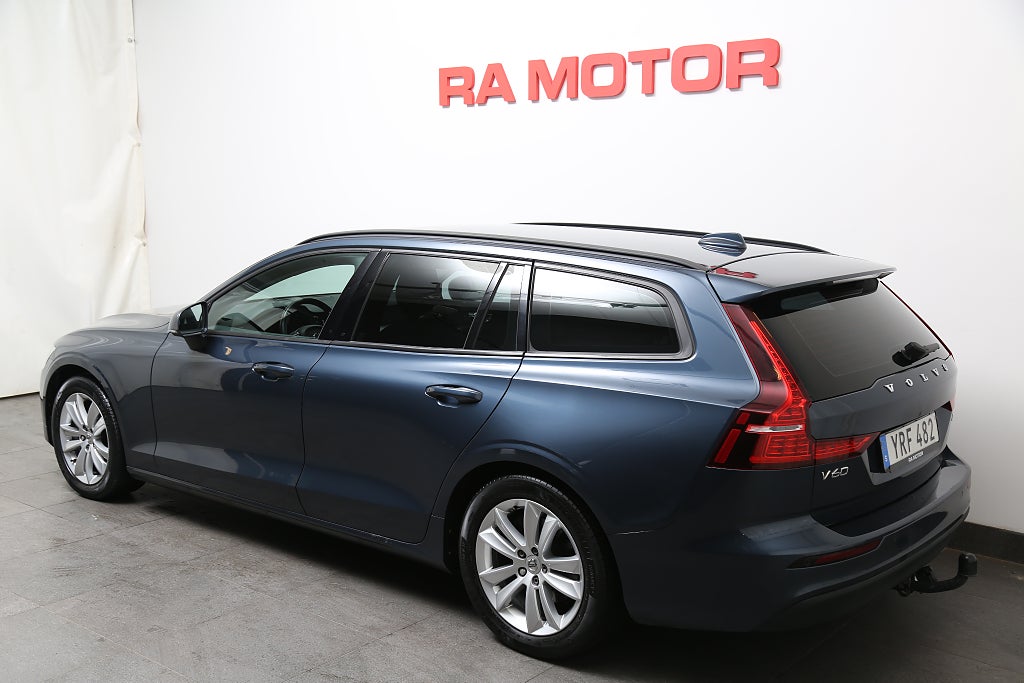 Volvo V60 D3 150hk Momentum Edition Aut Navi VOC Drag 2019