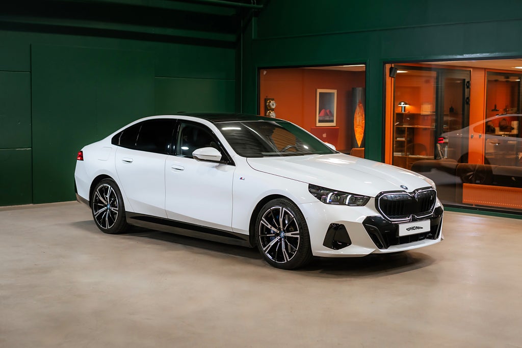BMW i5
