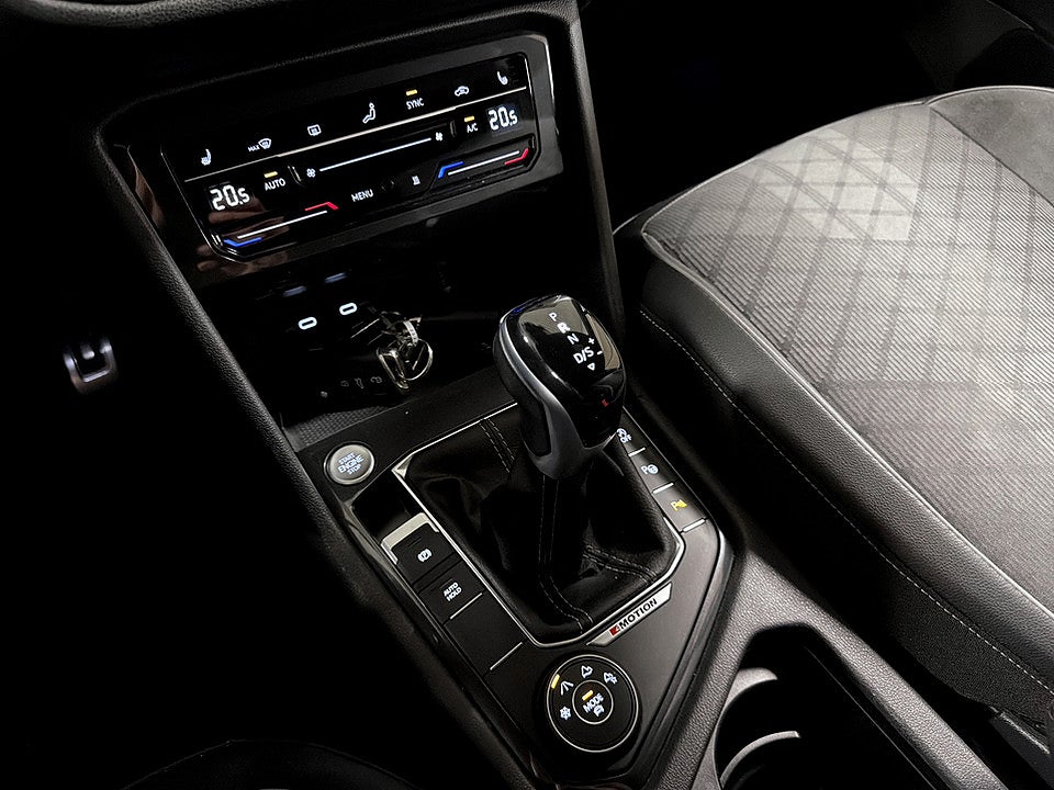 Bild på Volkswagen Tiguan R-Line Allspace 2.0 TDI 200hk Aut 4M R-LINE B-KAMERA